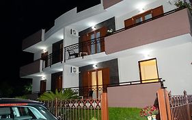 Almi B&B